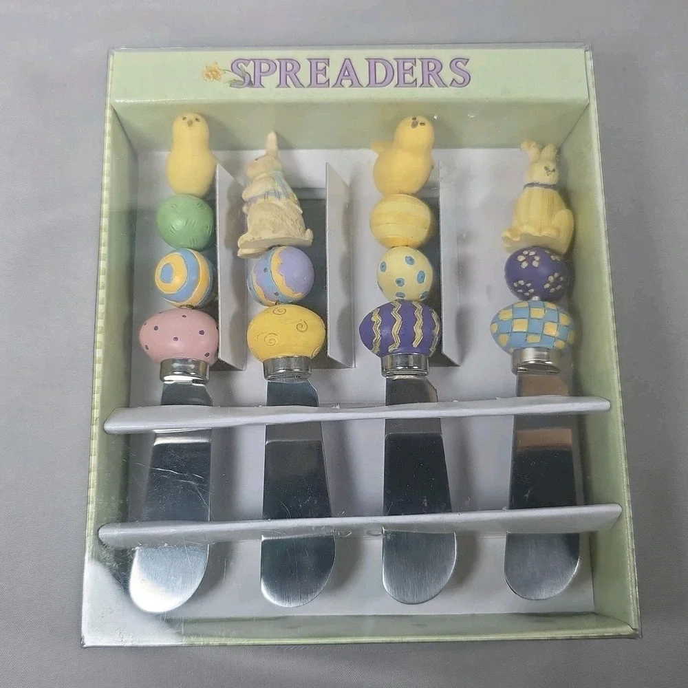 Vintage Boston Warehouse Butter Cheese Spreaders Rare Easter Debbie Mumm